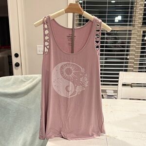 Torrid Mauve Tank Top with Yin Yang Design
